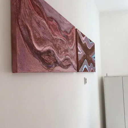 Iguana Guest house *