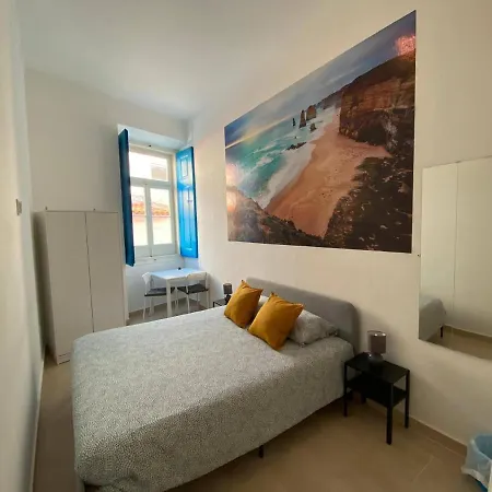 Iguana Guest house *